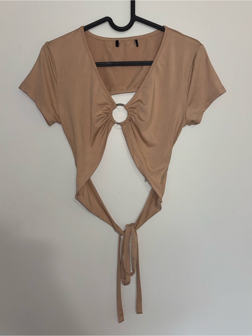 Wet Seal Women’s Tan Cropped Tie-Back Top